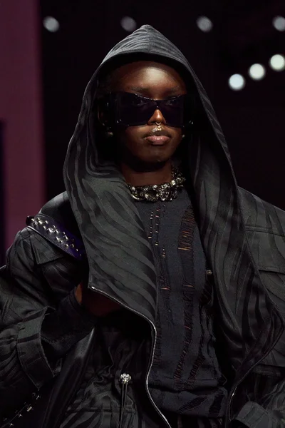 Look 101